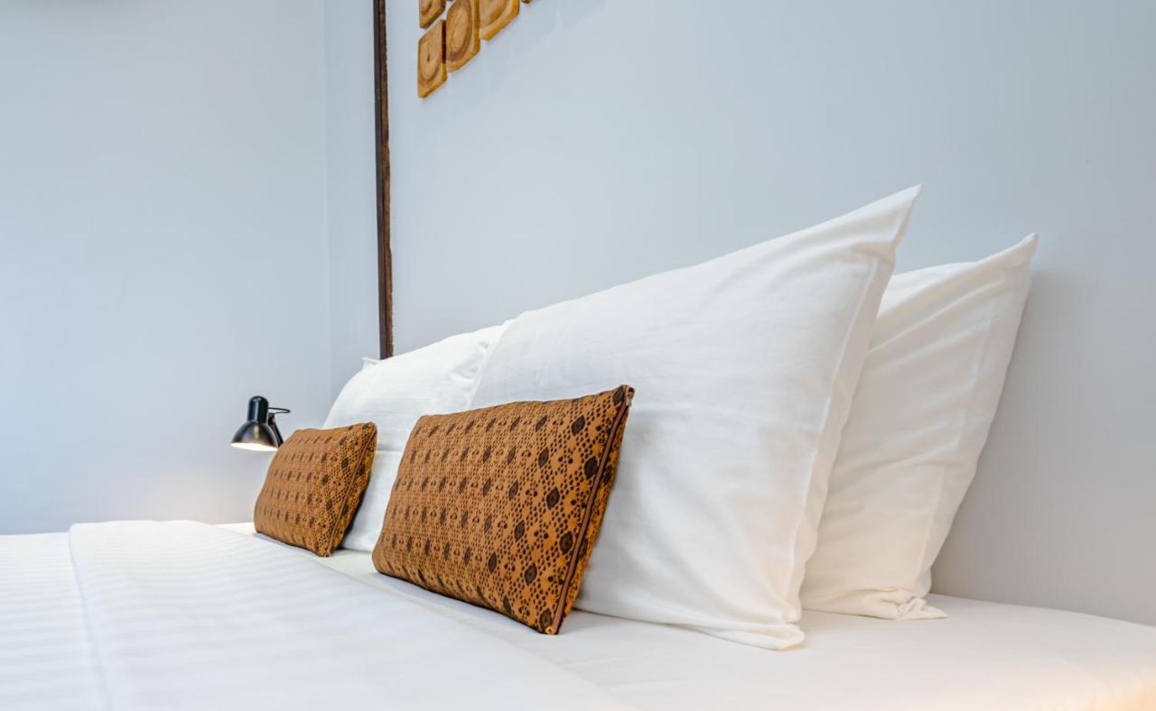 Makk Hotel Кампот Екстериор снимка